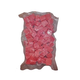 tonno rosso abbattuto in cubetti per pokè e tartare